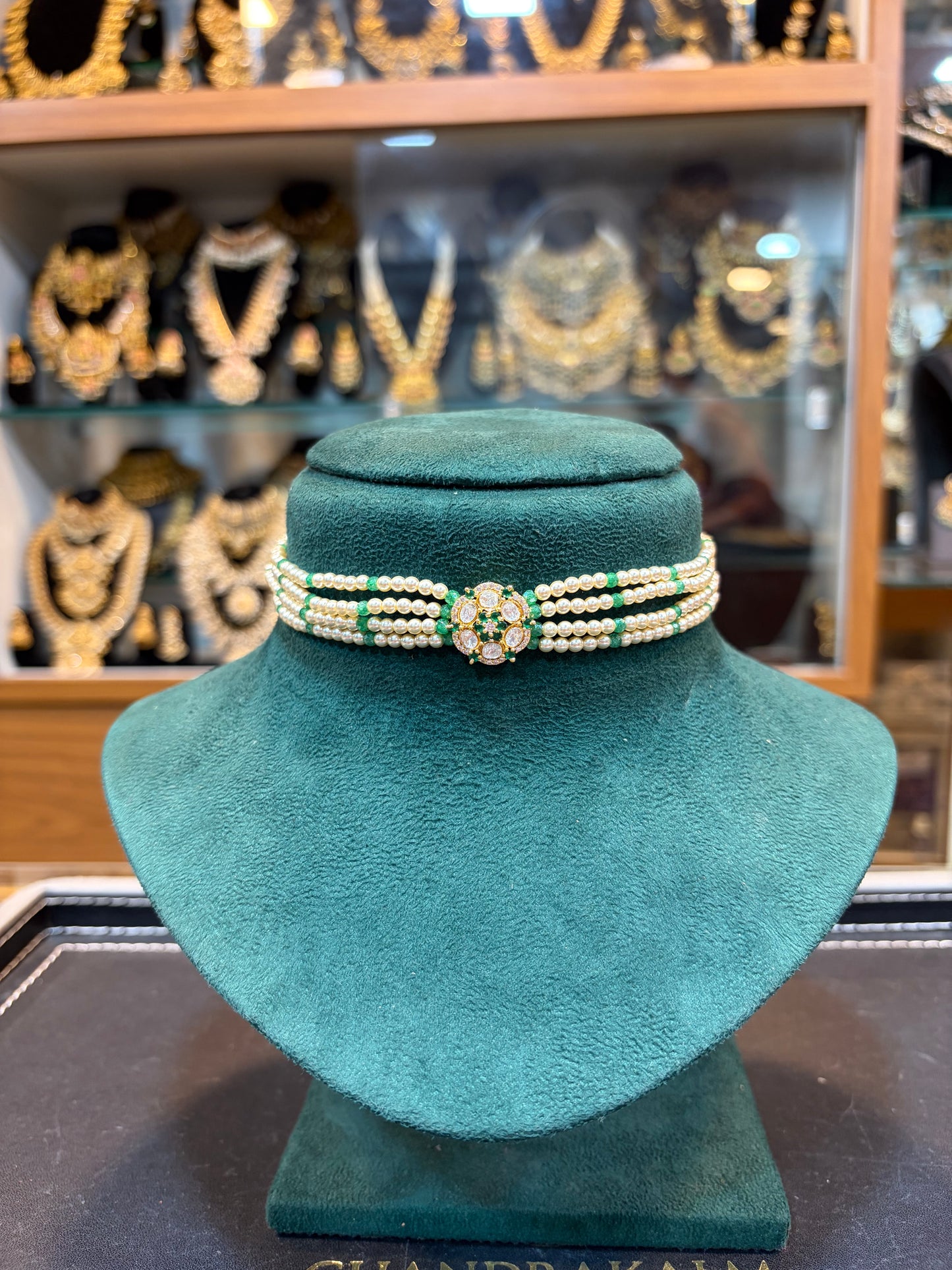 Emerald Pearl Choker Set with Statement Earrings