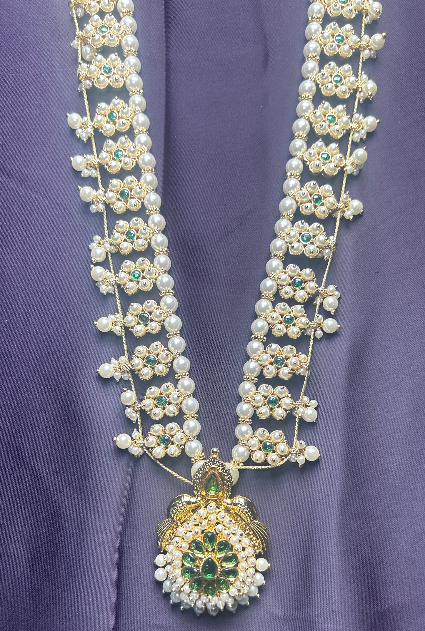 Pearl & Green Stone Bridal Haar with Intricate Pendant