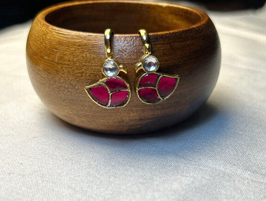 Petal Motif Minimal Kundan Bugdi Earrings