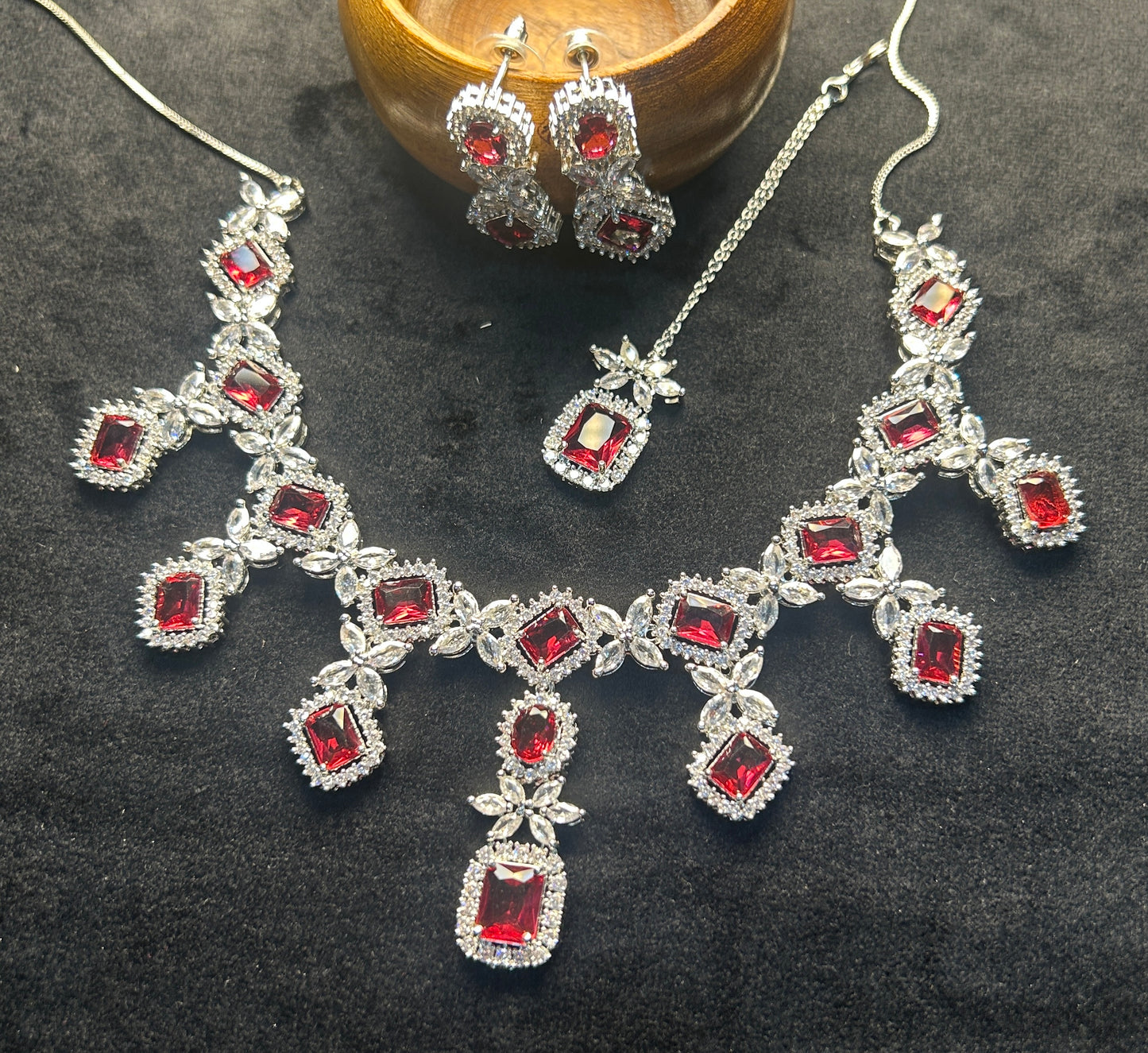 Ruby Regal Radiance Necklace Set