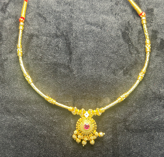 Traditional Maharashtrian Thushi Hasli