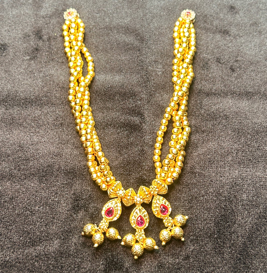 Triple Drop Ruby & Gold Bead Haar