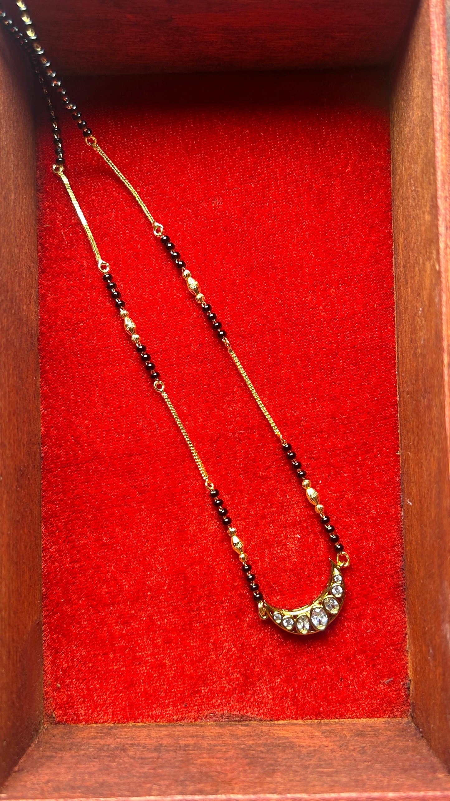 Mangalsutra with Crescent Polki Pendant