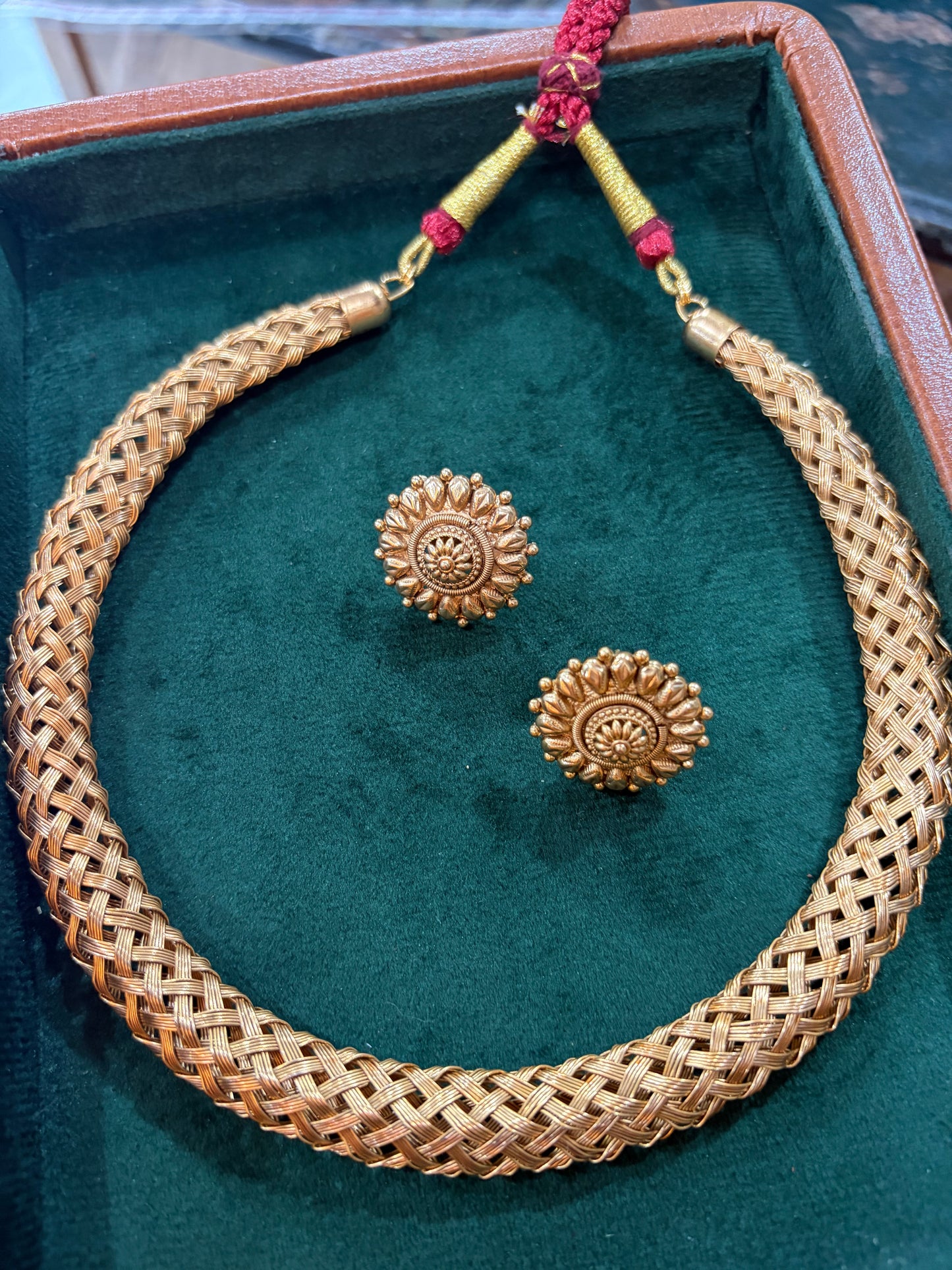 राजविण हार (Rajveen Haar)