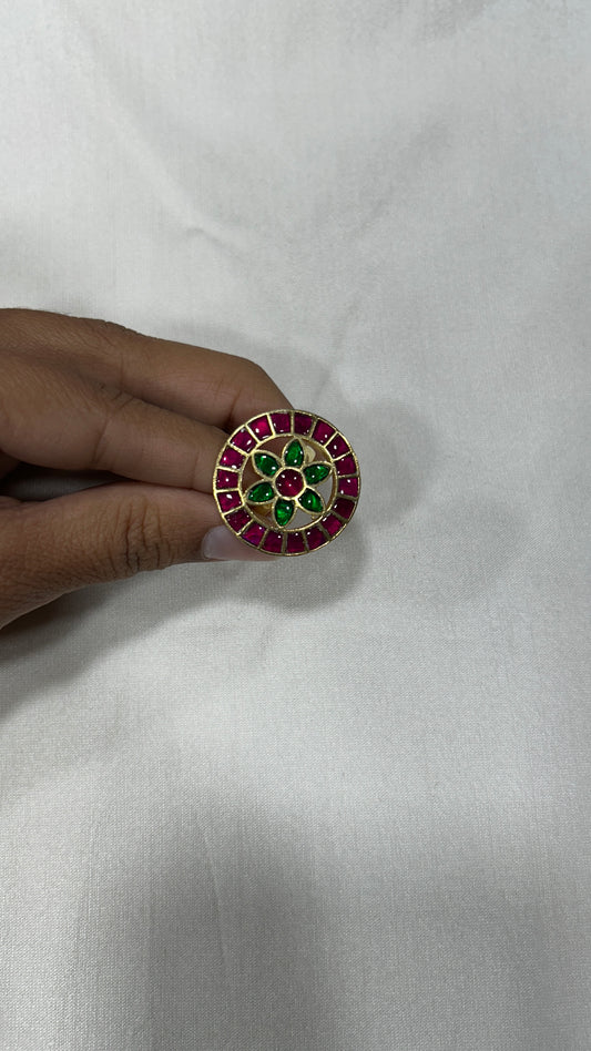 Classic Ruby–Emerald Circular Kundan Ring