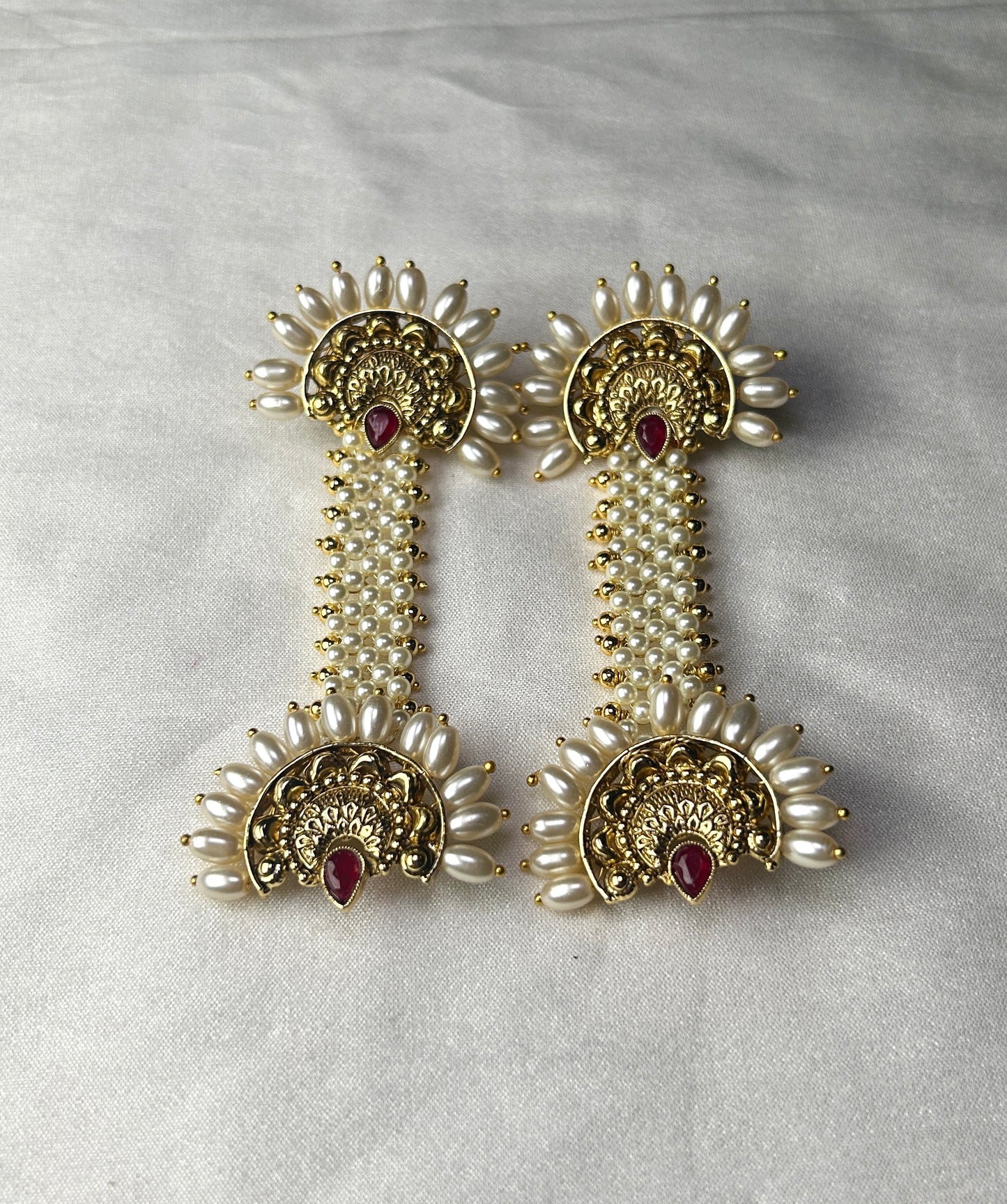 Antique Pearl Drop Pakke Earrings