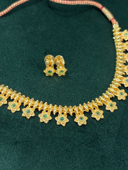 Rajsi Floral Green Choker Set