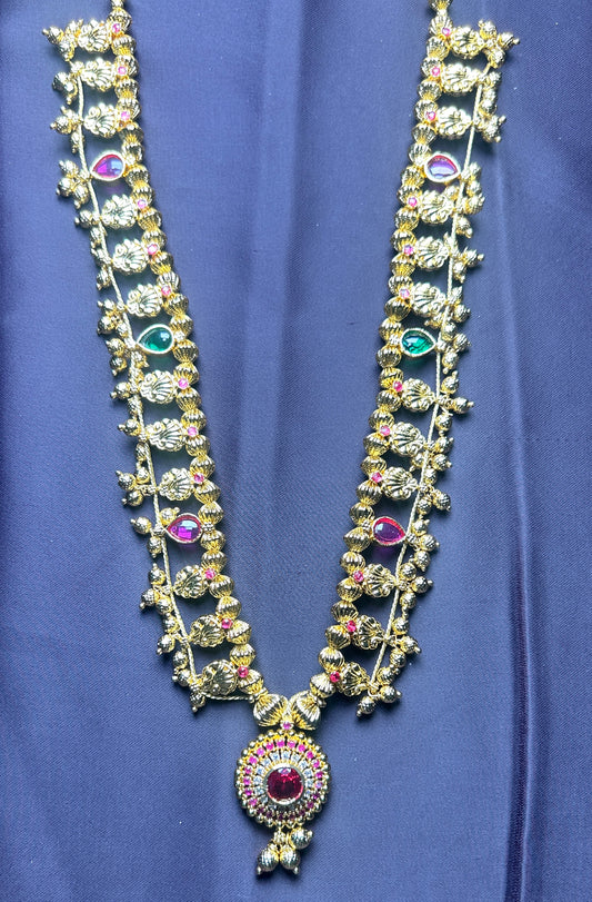 Ruby & Emerald Temple-Style Haar with Circular Pendant