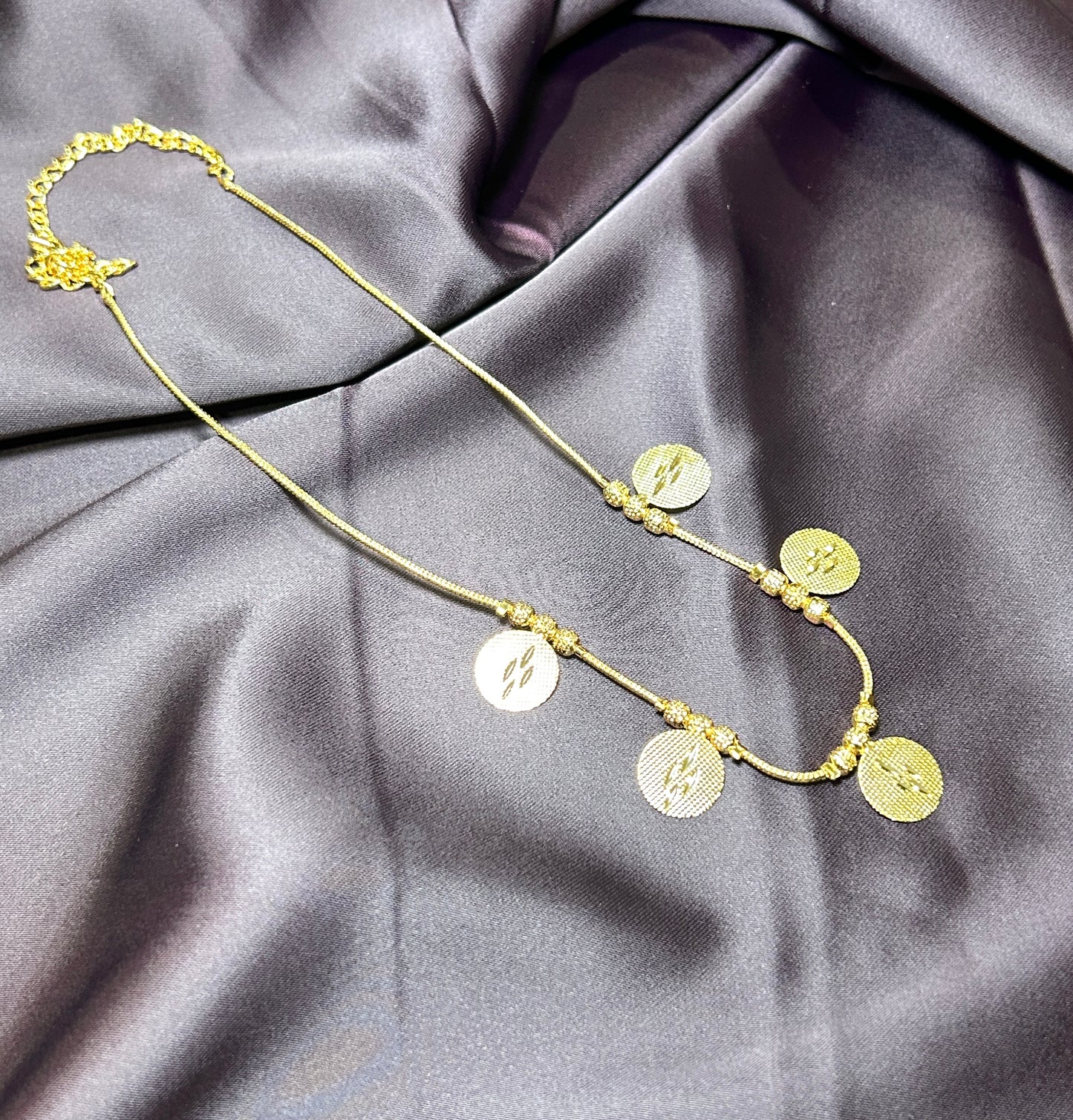Minimal Coin Chain Necklace