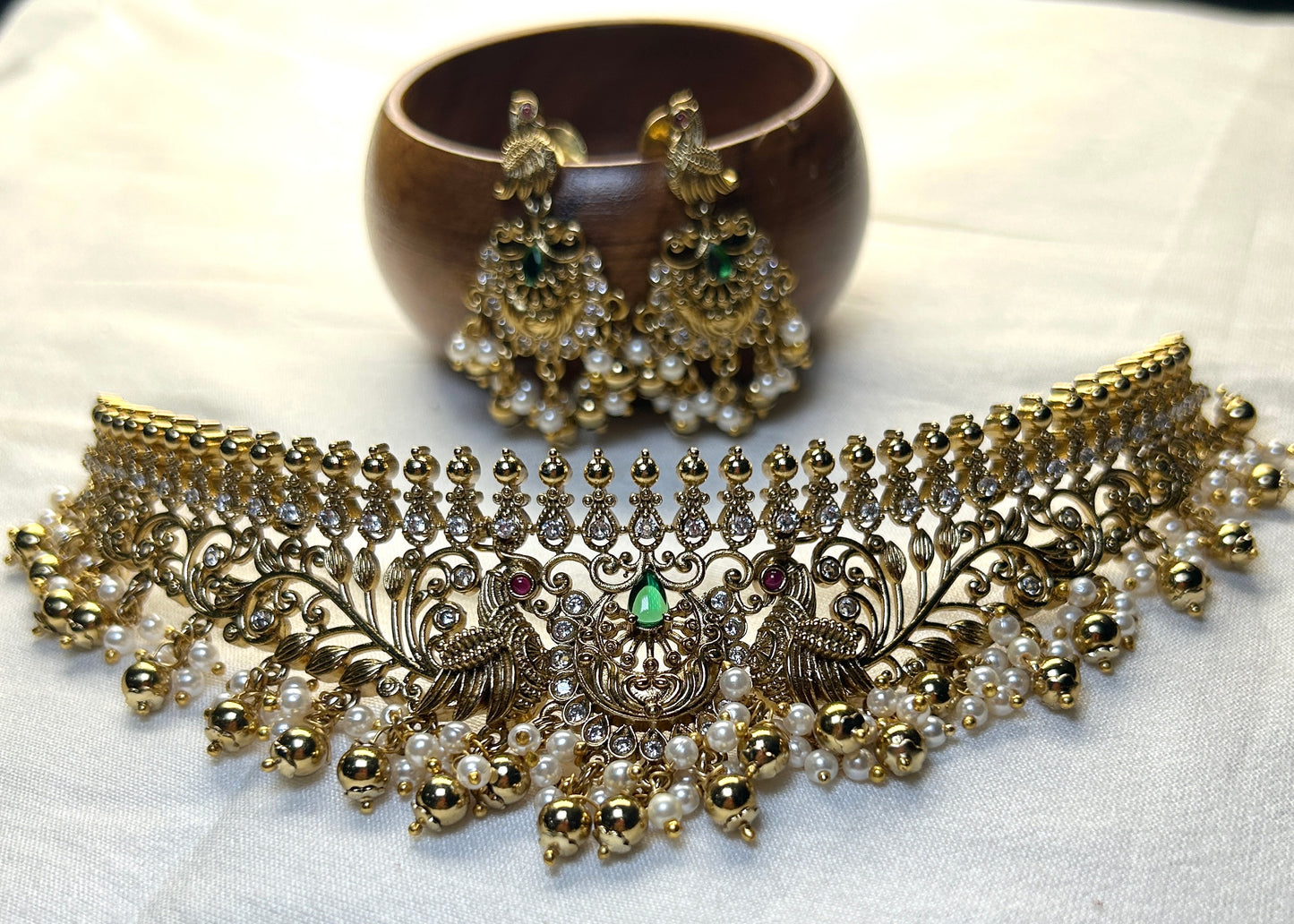 Antique Peacock Choker Set – With Pearl & Kemp Detailing