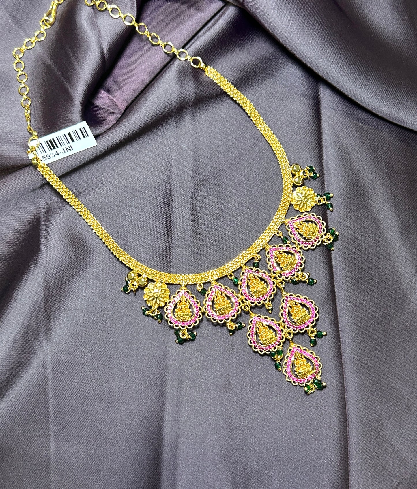 Pink & Green Pear-Shaped Traditional Necklace