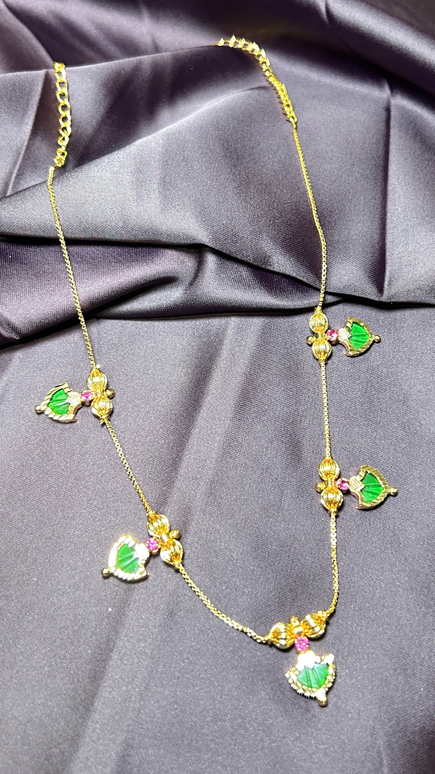 Lightweight Green Enamel Haar