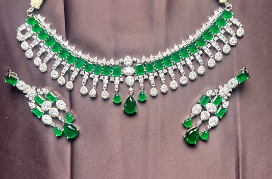 Classic Emerald & Diamond Choker Necklace