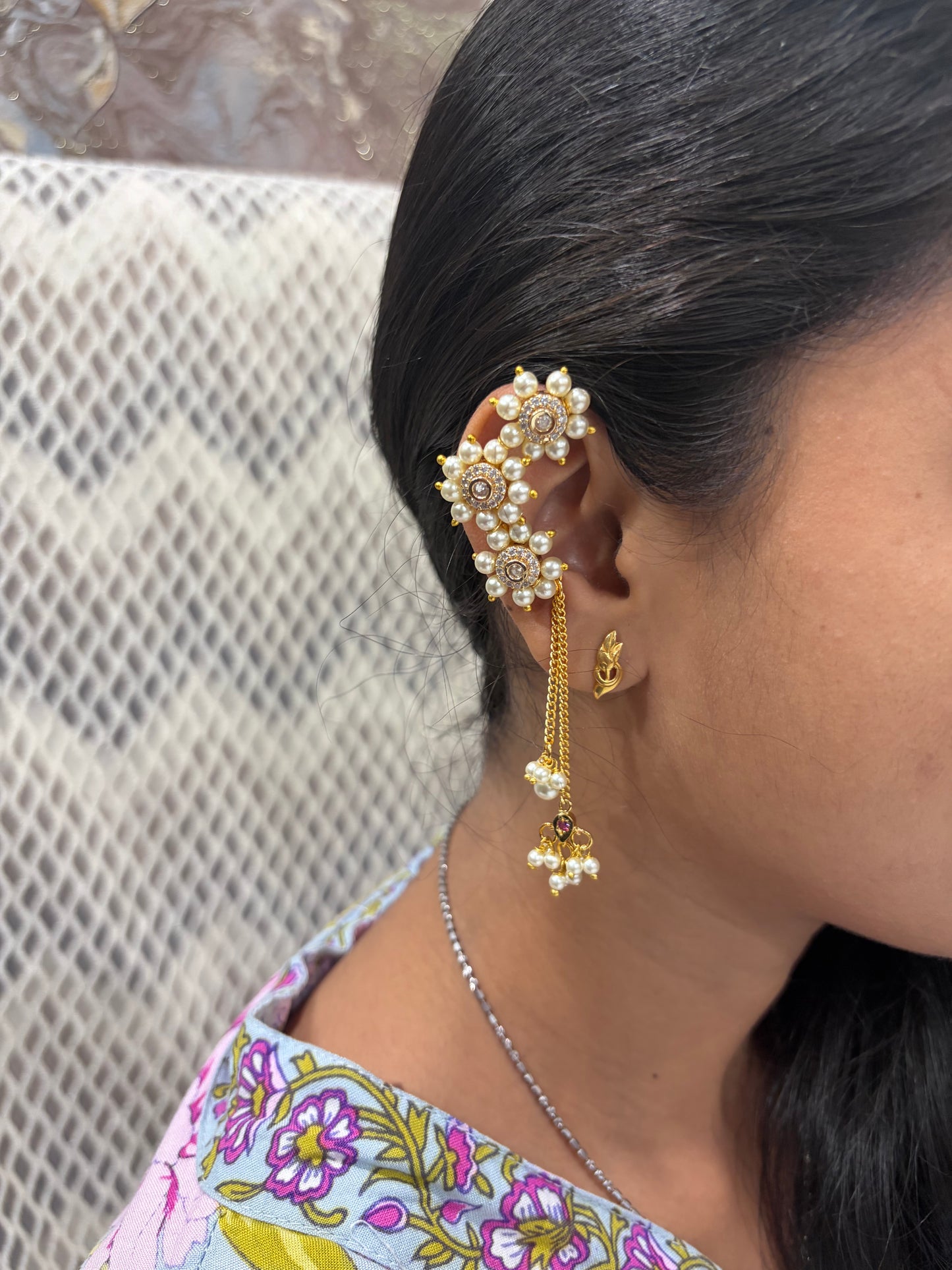 Prajakt Earcuff
