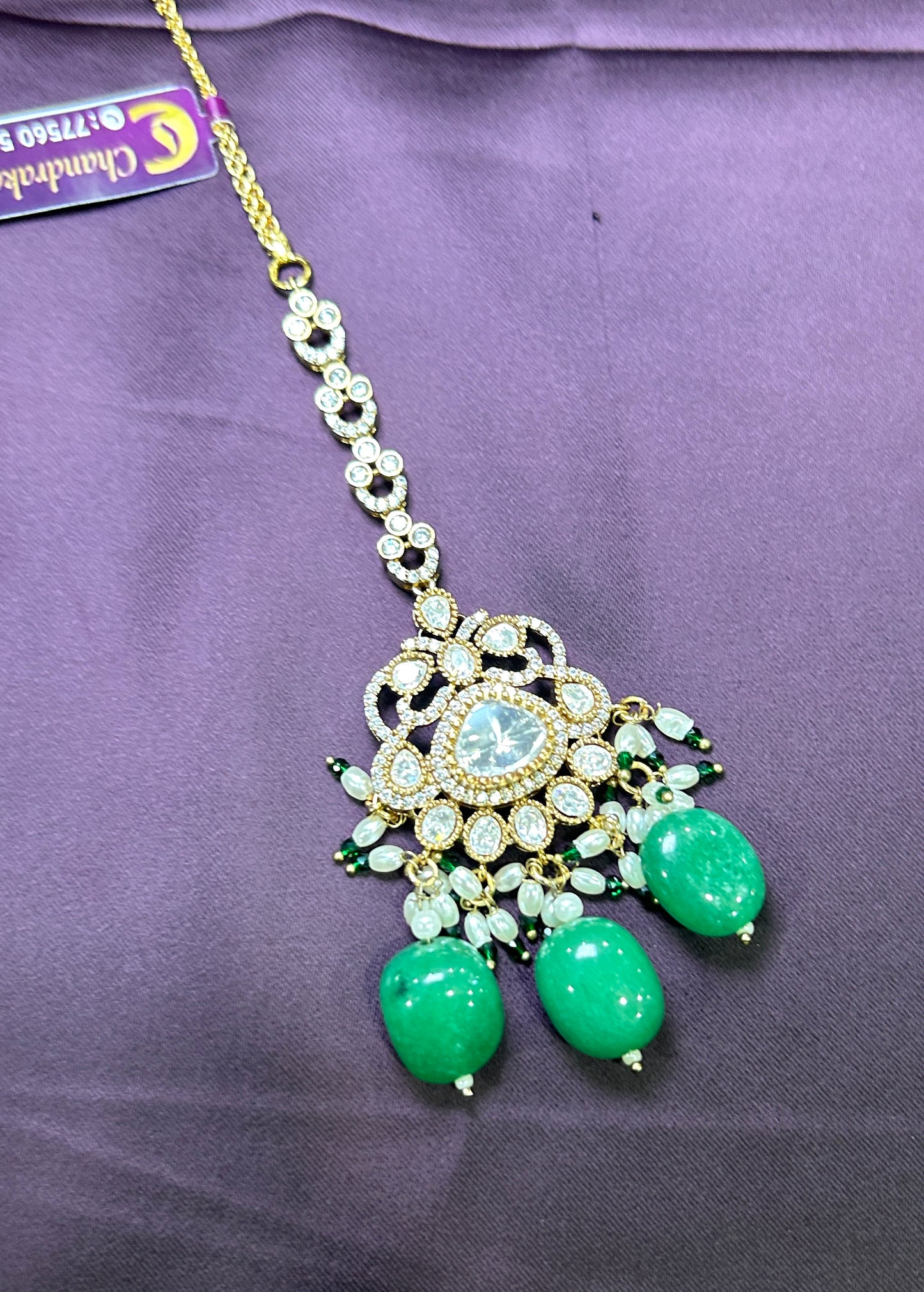 Royal Emerald Glow Maang Tikka