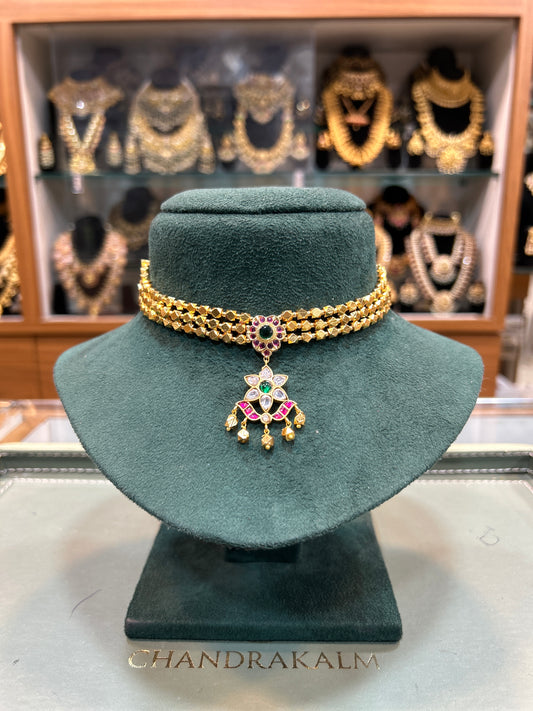 Ratna Pushpa (Jeweled Flower)