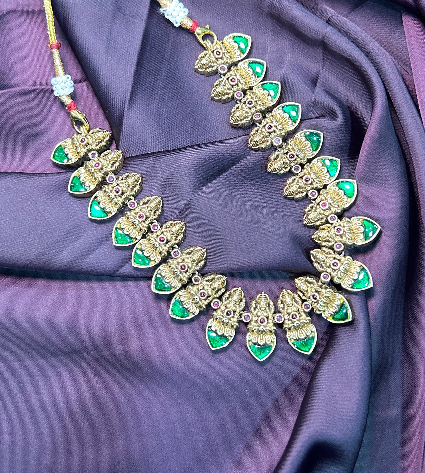 Emerald Maharani Short Haar