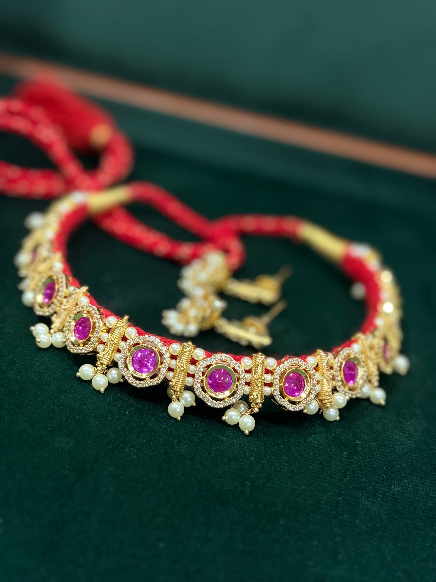 Ratnadeepa Silk Pearl Choker Set