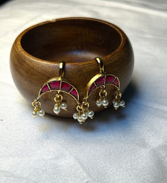 Ruby Enamel Arch Bugdi Earrings