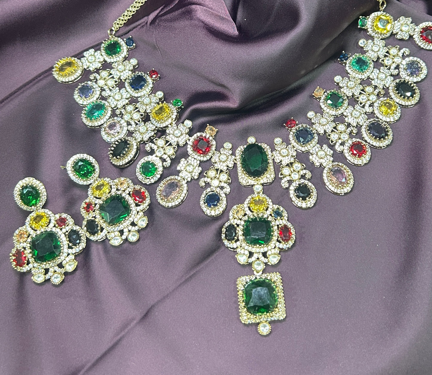 Royal Navratna Polki Necklace Set