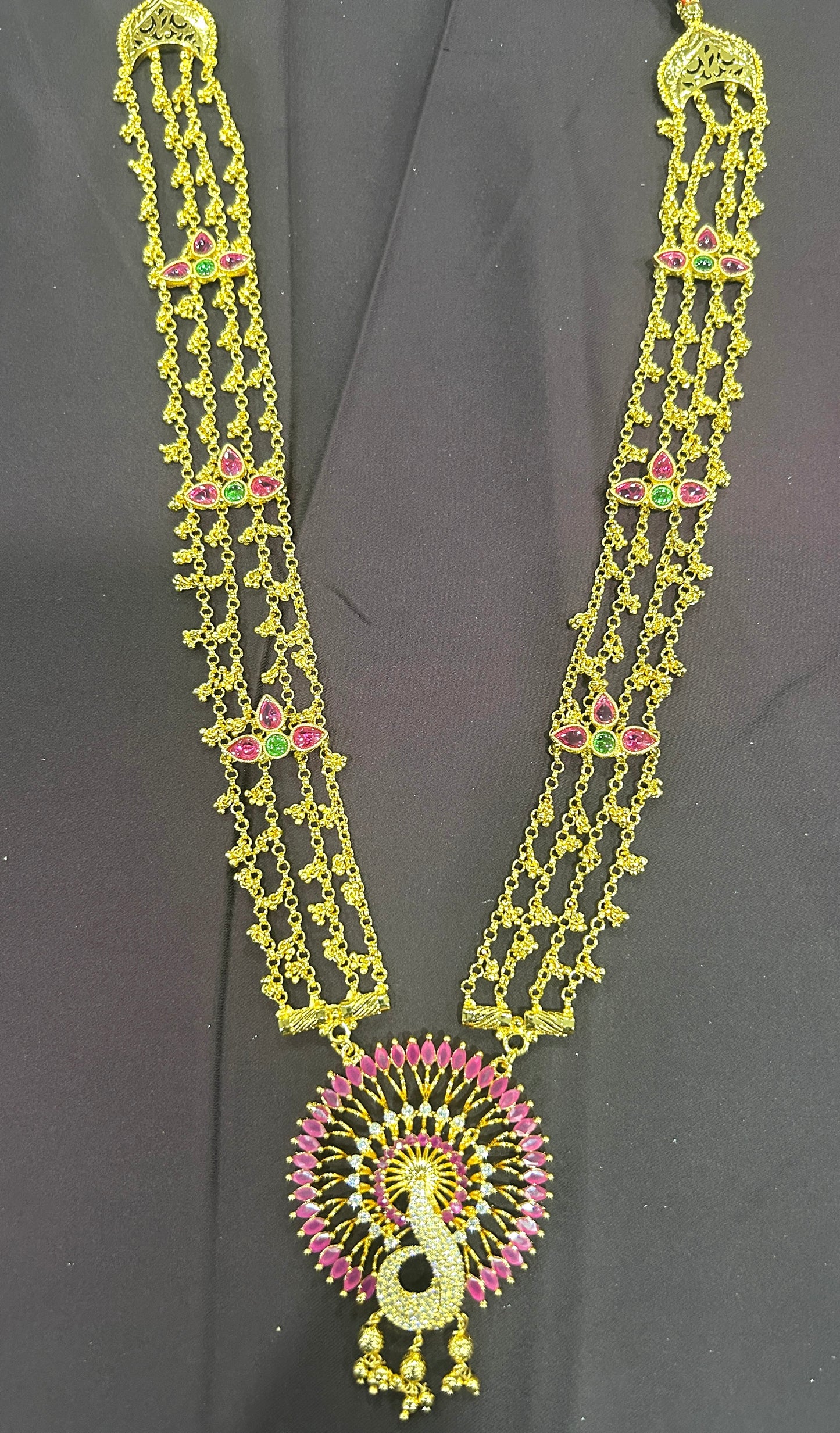 Royal Peacock Design Temple Necklace