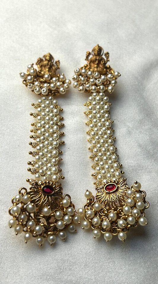Lakshmi Pearl Temple Earrings – Pakke Style