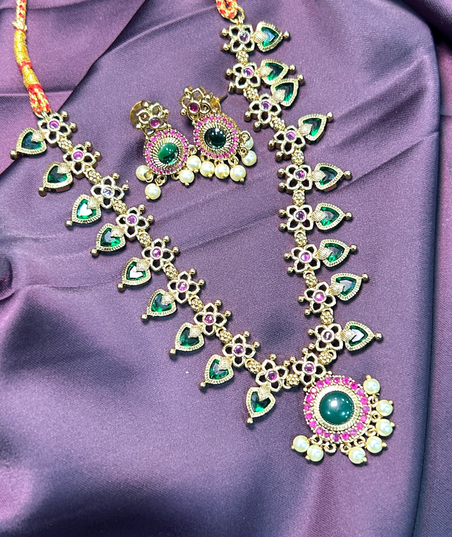 Emerald Blossom Traditional Necklace Set