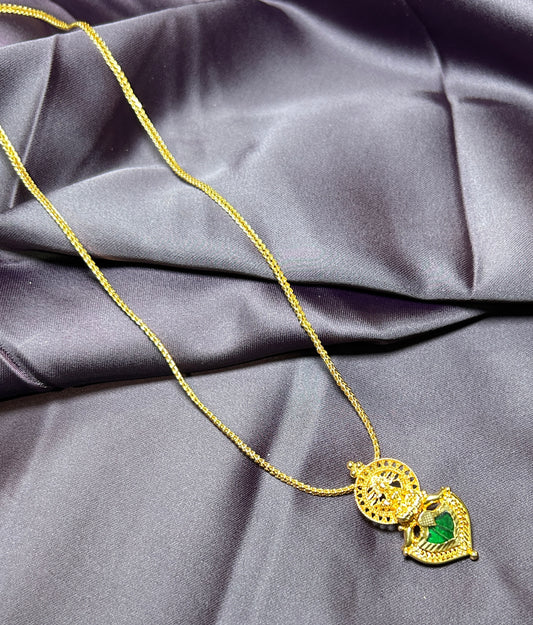 Traditional Maharashtrian Mangalsutra Pendant with Green Enamel Work