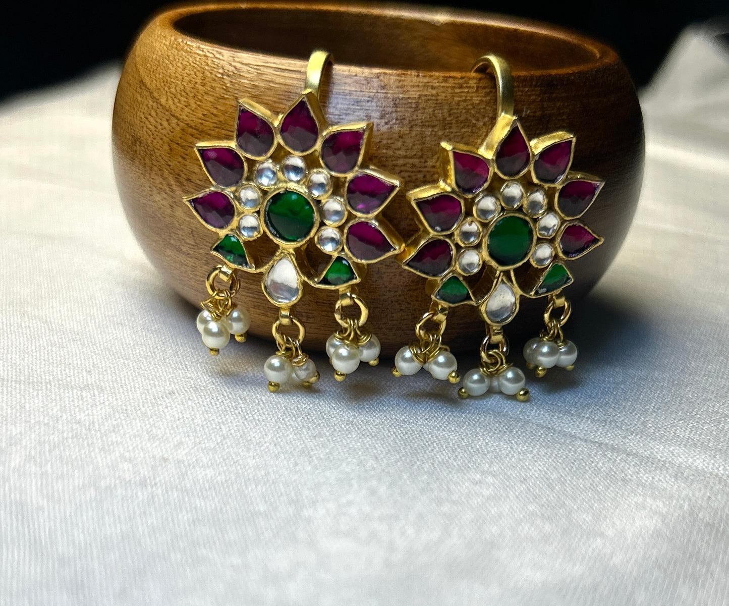 Pachi Kundan Floral Sunburst Bugdi Earrings