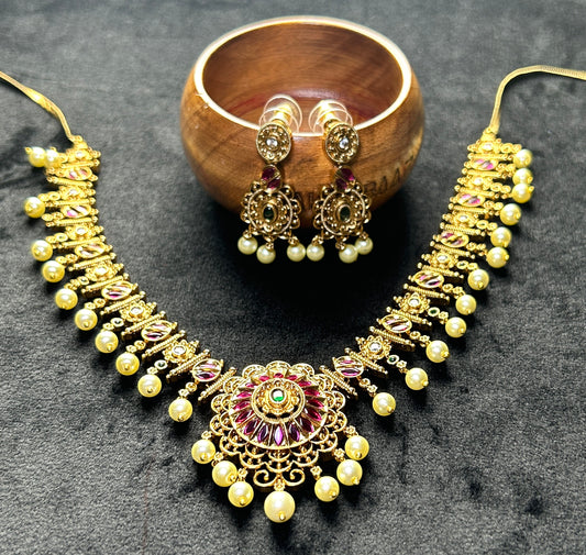 Lotus Pearl Antique Necklace Set