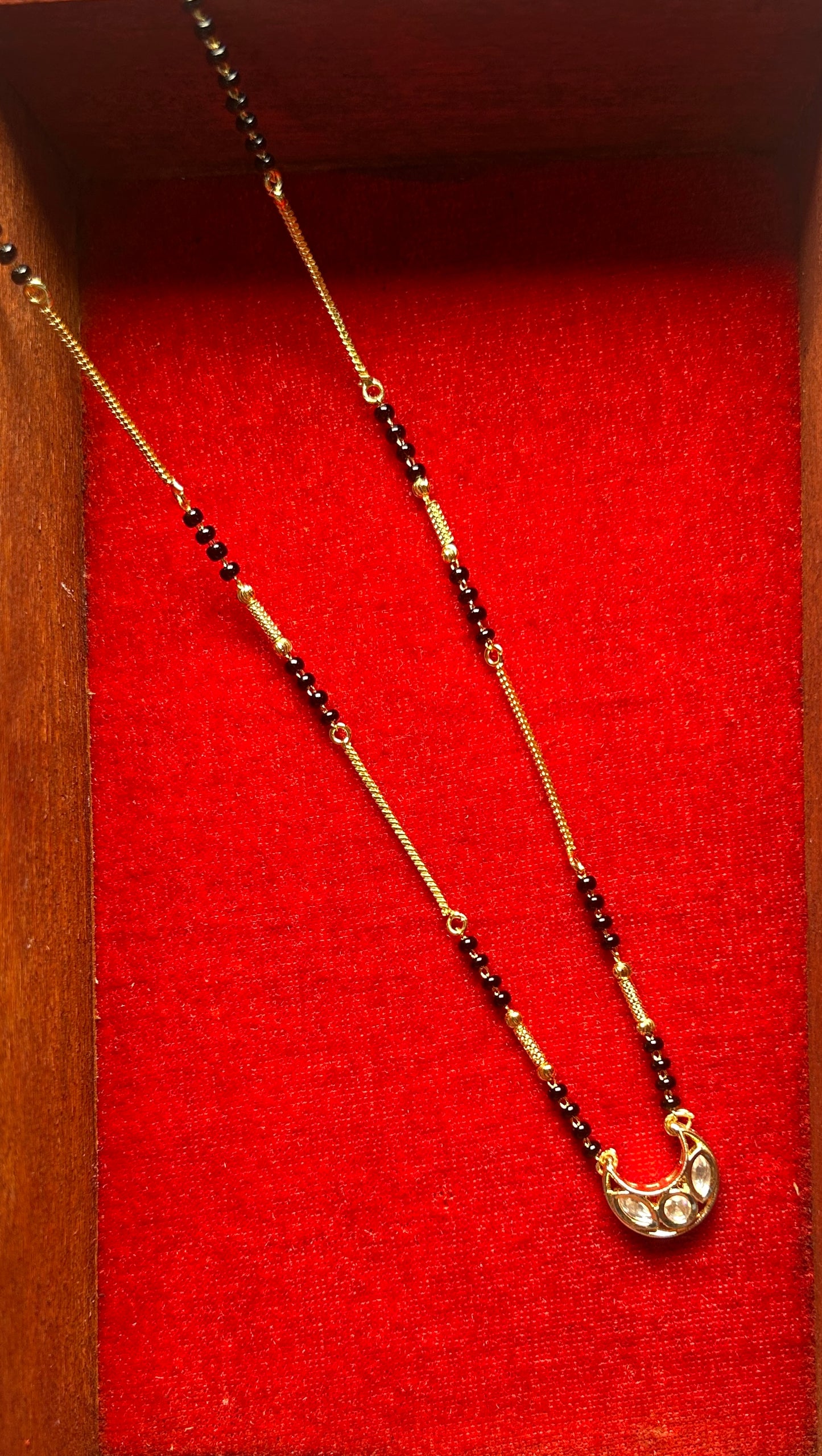 18-Inch Mangalsutra with Kundan Pendant