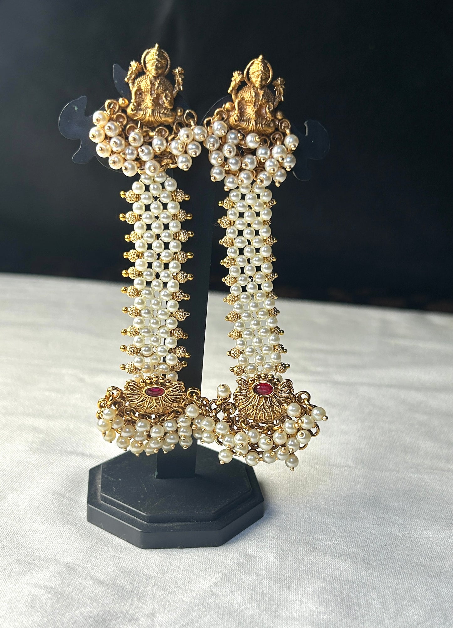 Lakshmi Pearl Temple Earrings – Pakke Style