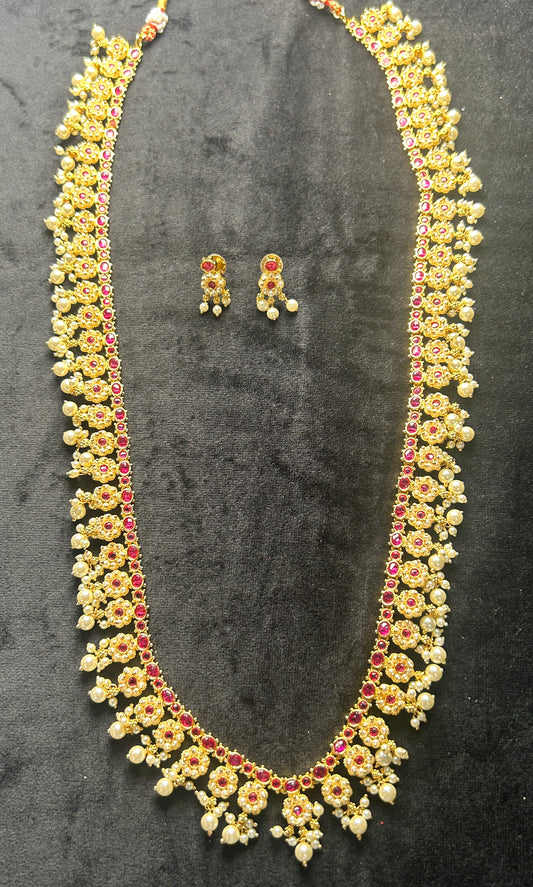 Ambika Floral Pearl Haar Set