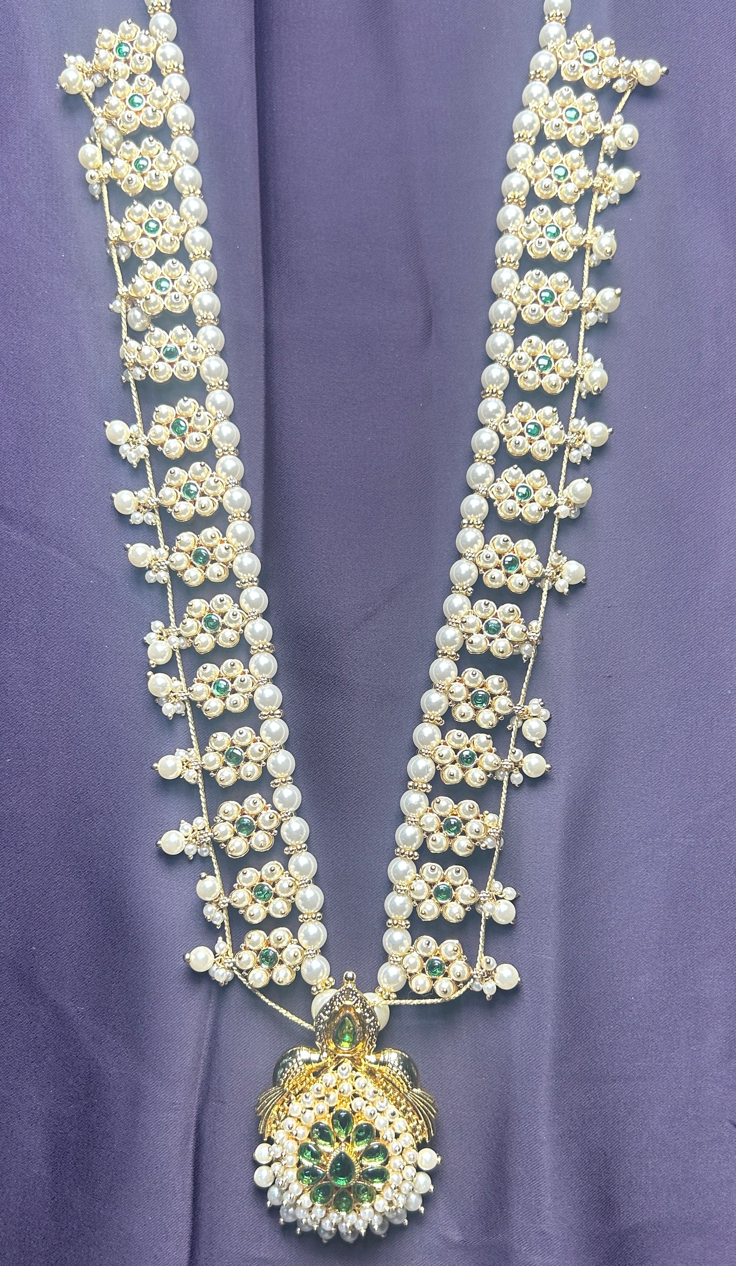 Pearl & Green Stone Bridal Haar with Intricate Pendant