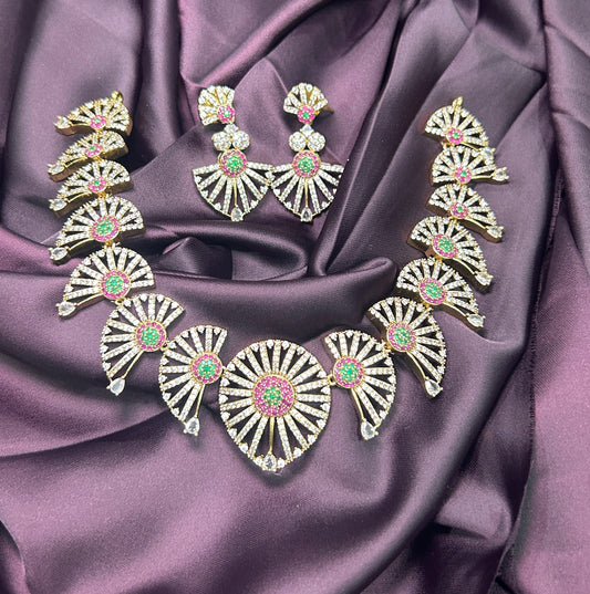 Radiant Fan Motif Necklace Set