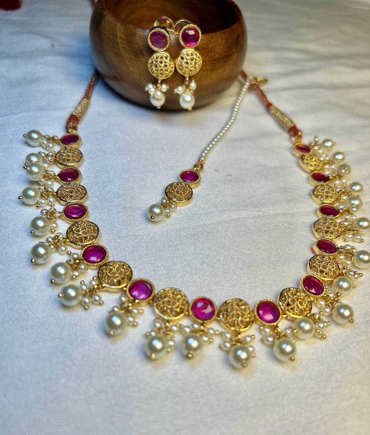 Elegant Ruby & Pearl Necklace Set