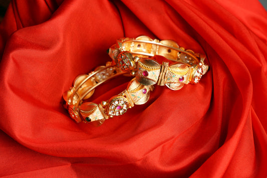 Rajwadi multi color bangles