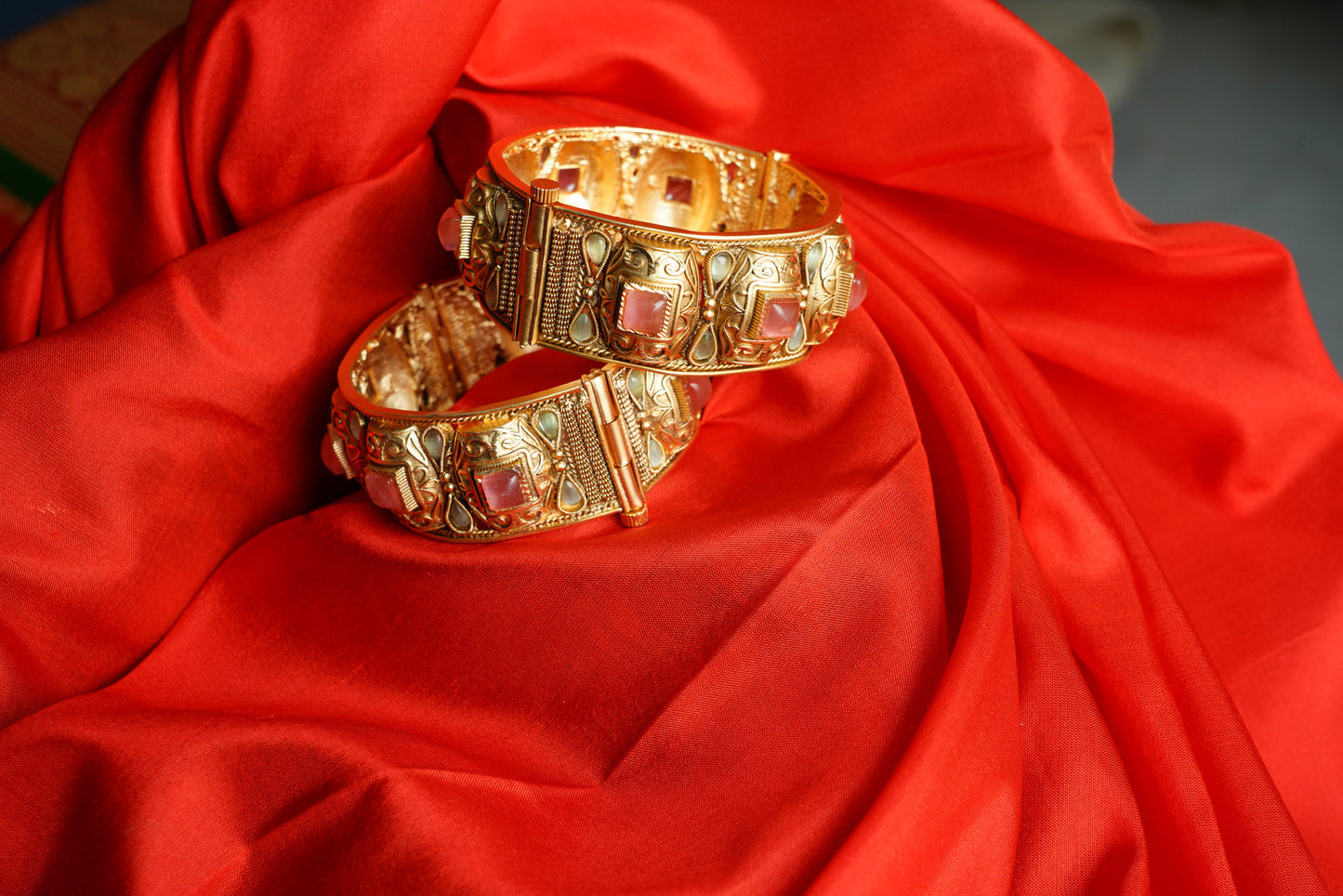 Bangles in Pink color