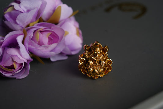 classic temple ring