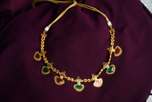 Red and green paan necklace