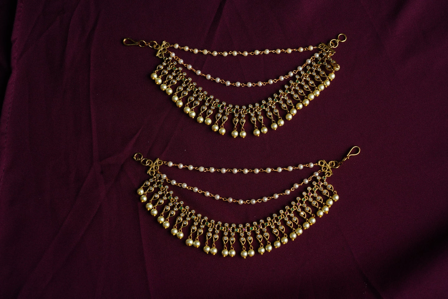 Stone gold earchain