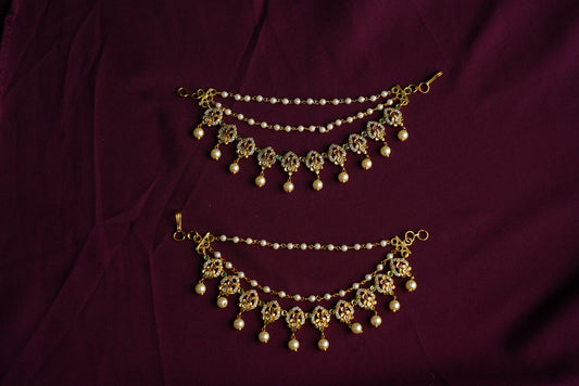Red and white stone earchain