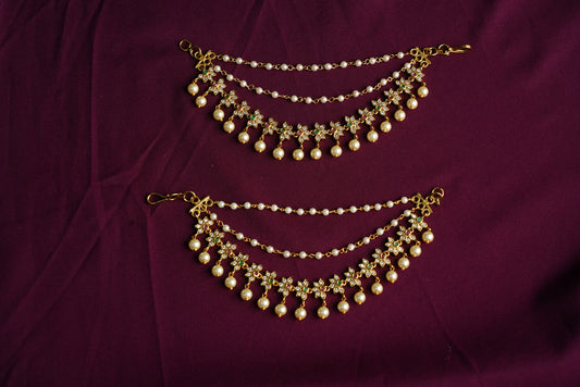 Pearl dangle earchain