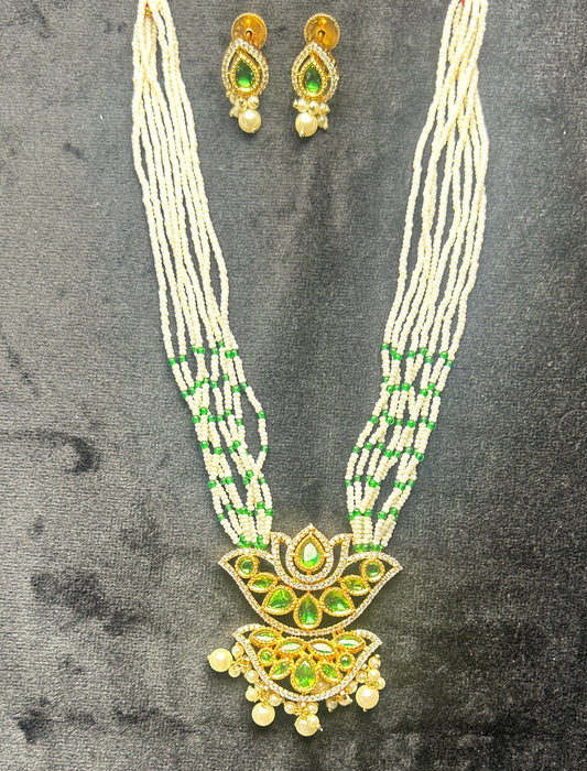 Emerald Elegance Pearl Mala Set