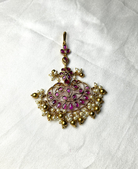 Filigree Kundan Maang Tikka with Pearl & Ghungroo Drops