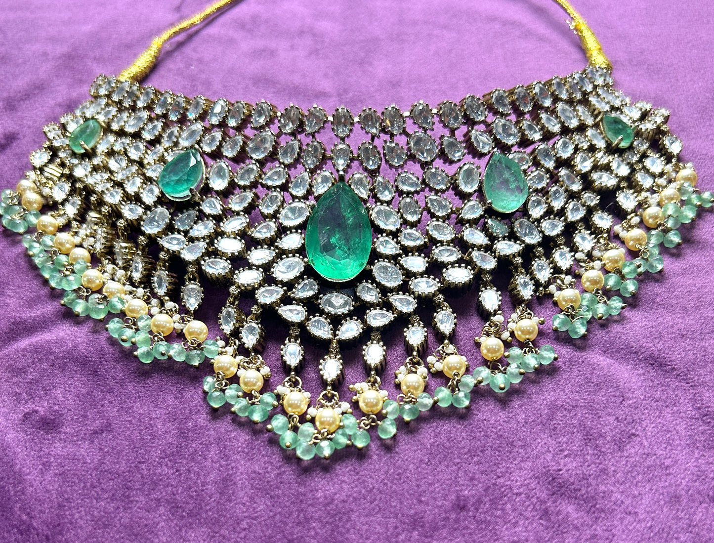 Emerald Green Stone Choker Set with Earrings
