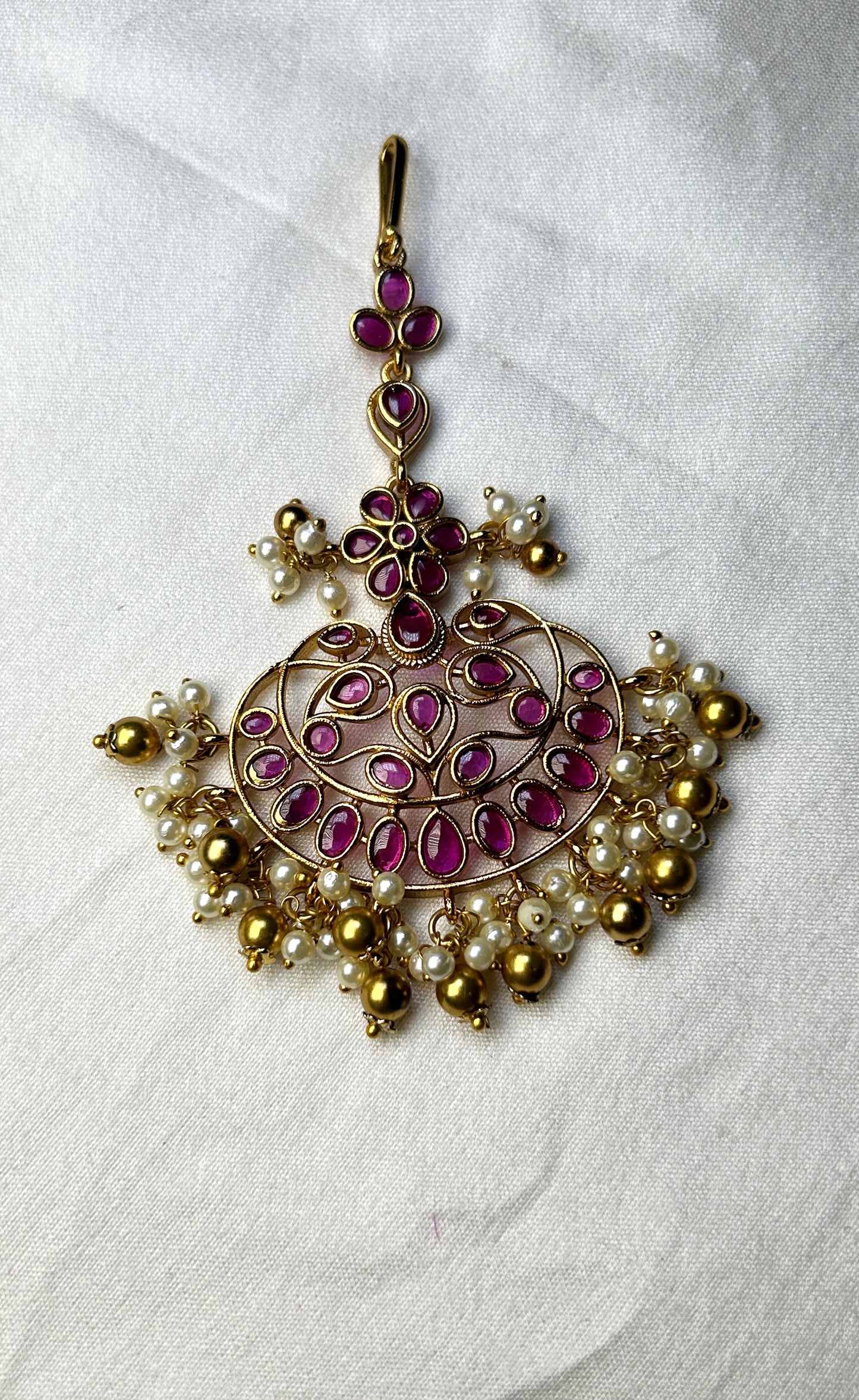 Filigree Kundan Maang Tikka with Pearl & Ghungroo Drops