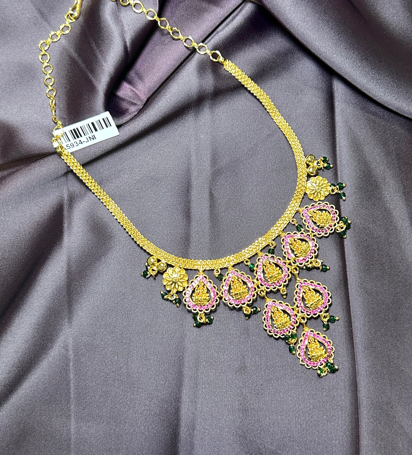 Pink & Green Pear-Shaped Traditional Necklace