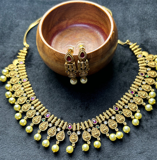 Antique Teardrop Pearl Necklace Set
