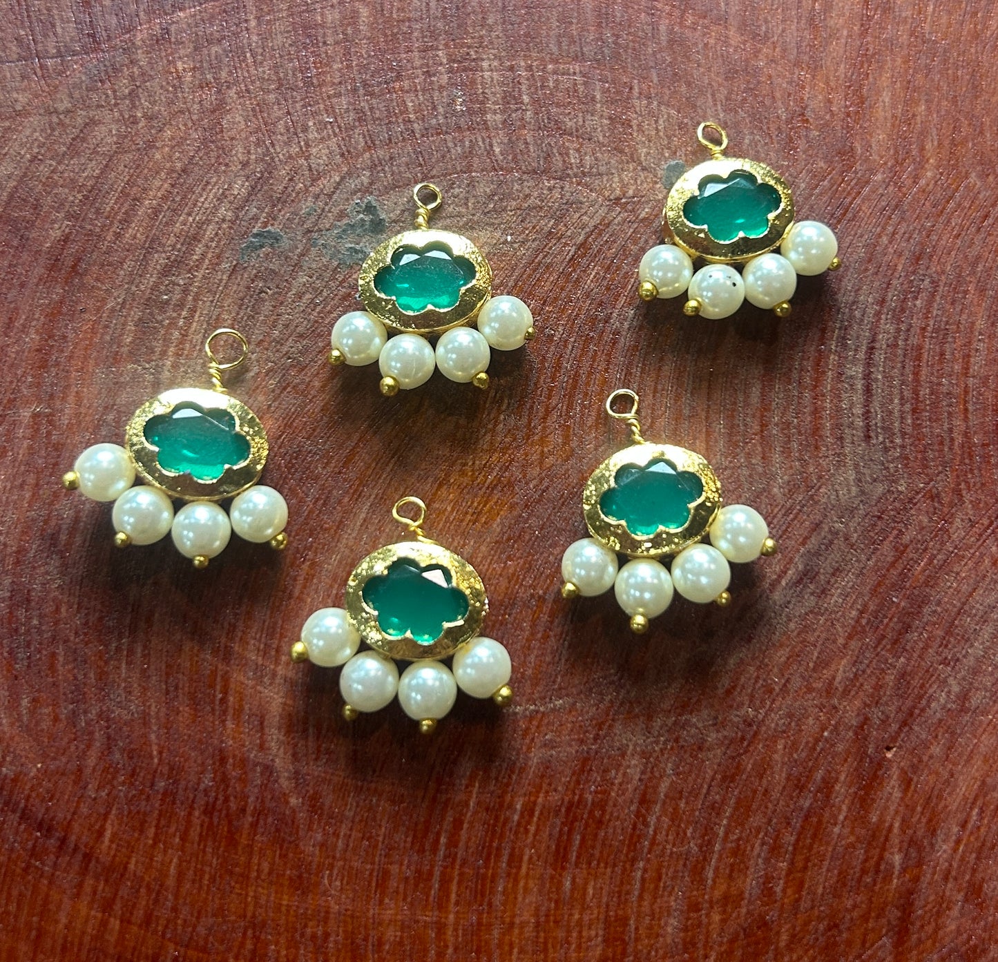 Green Floral Hair Accessory with Pearl Drops – Gold Finish